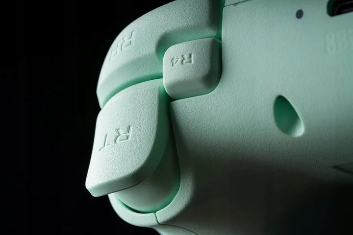 78f6b2384278a6b6746037cd9222 8Bitdo Ultimate 2C Green Hall Effect 2.4G BT Android PC