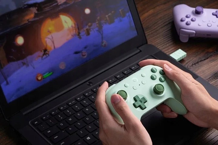 8114d3e7456a975a199c907aa02a 8Bitdo Ultimate 2C Green Hall Effect 2.4G BT Android PC